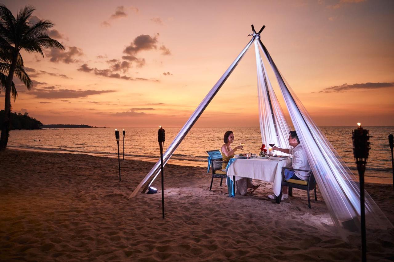 Hotel Robinson Khao Lak Exterior foto